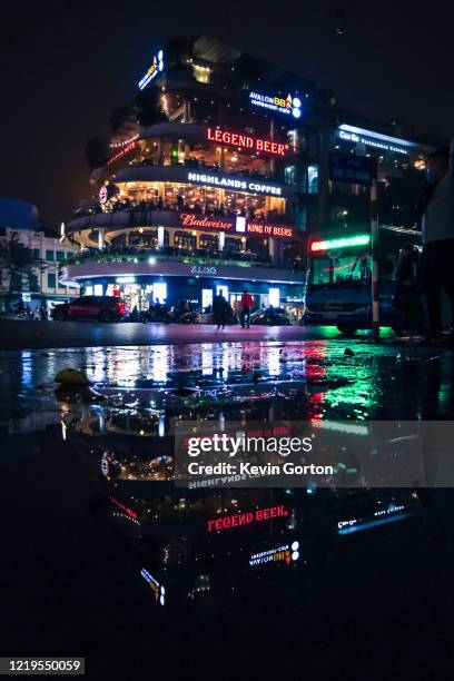 hanoi city centre at night - hanoi night stockfoto's en -beelden