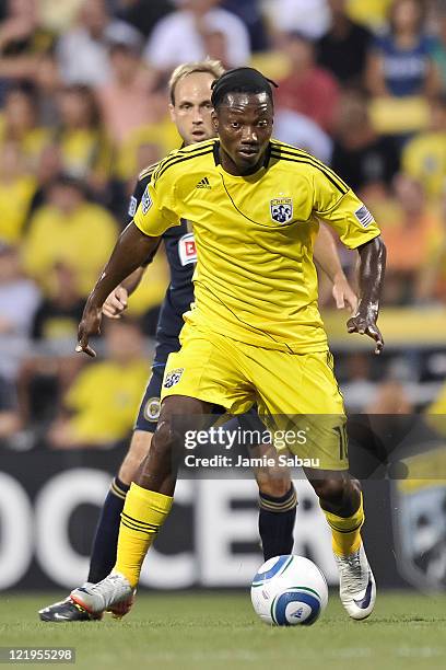 Andres Mendoza of the Columbus Crew controls the ball against the Philadelphia Union on August 20, 2011 at Crew Stadium in Columbus, Ohio.