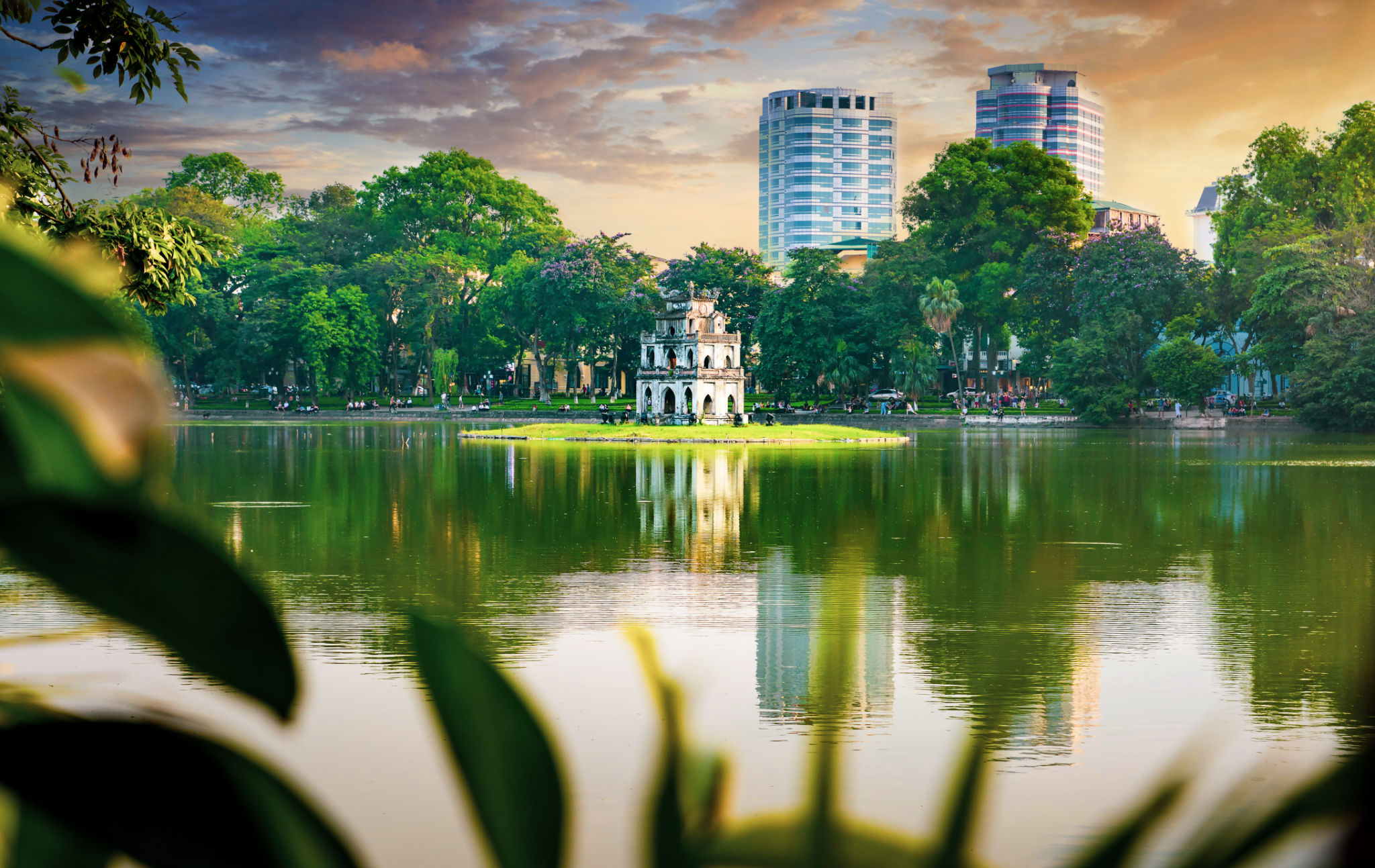 hoan kiem lake