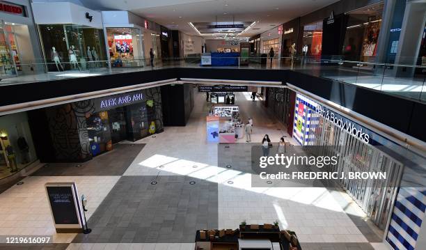 66 Westfield Santa Anita Mall Stock Photos, High-Res Pictures, and ...