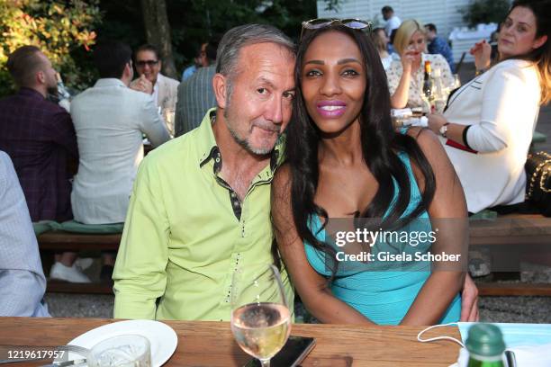 Layla Mathias Mathias Scheffel Photos and Premium High Res Pictures - Getty Images