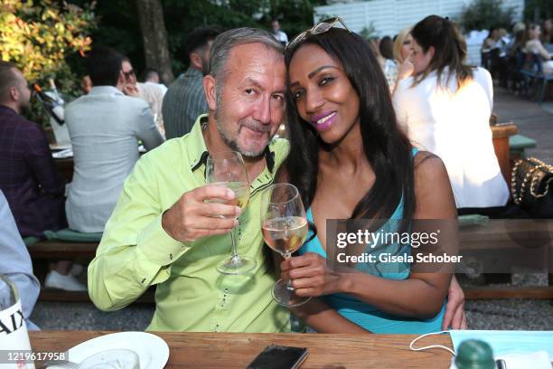 Layla Mathias Mathias Scheffel Photos and Premium High Res Pictures - Getty Images