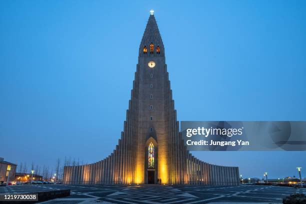 reykjavik hallgrimskirkja - hallgrimskirkja stock pictures, royalty-free photos & images