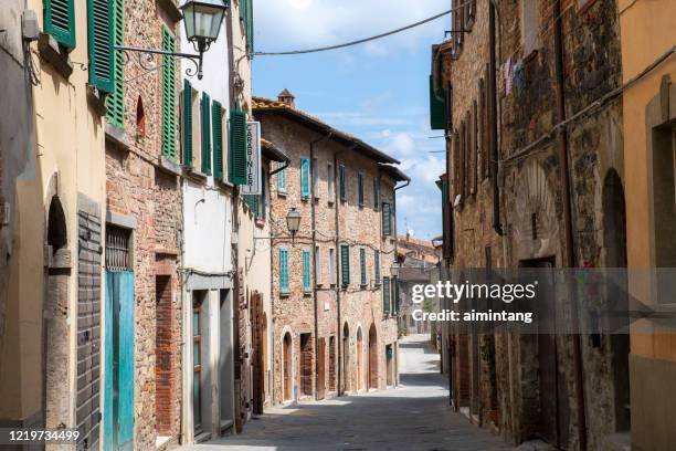 street view of lucignano - lucignano d'asso stock pictures, royalty-free photos & images