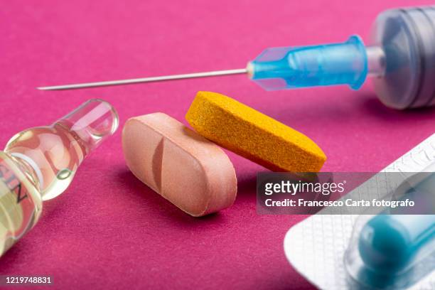 flu medications - diabetes pills stock pictures, royalty-free photos & images