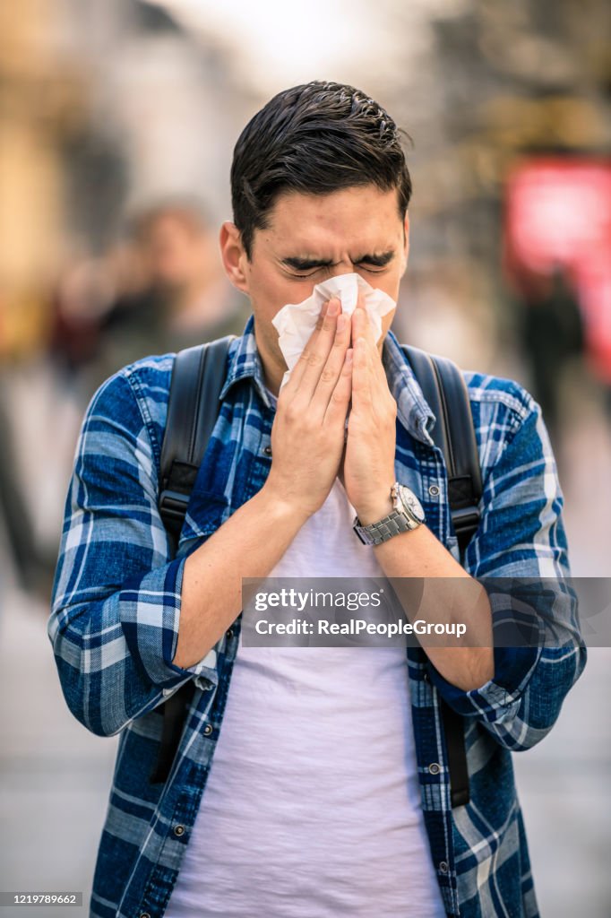 這是打噴嚏的季節