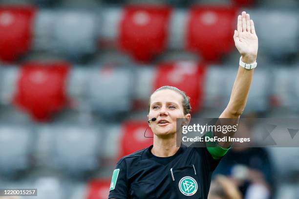 Referee Nadine Westerhoff gestures during the Flyeralarm Frauen Bundesliga match between FC Bayern Munich Women's and FF USV Jena Women's at FC...