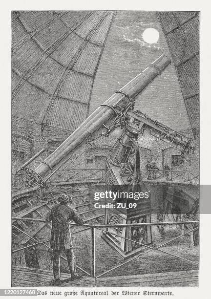 ilustraciones, imágenes clip art, dibujos animados e iconos de stock de refractor del observatorio de la universidad de viena (1878), xiloque, publicado en 1893 - astrónomo