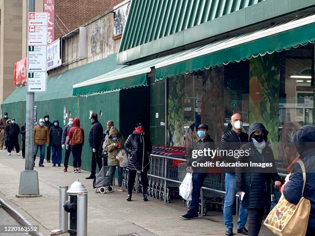 Long Line At Store 95 Long Grocery Store Line Stock Photos, High-Res Pictures, and Images ...
