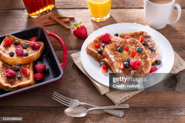 french toast - pain perdu stock pictures, royalty-free photos & images