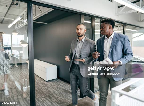 de viktigaste idéerna för förvaltning - most handsome black men bildbanksfoton och bilder