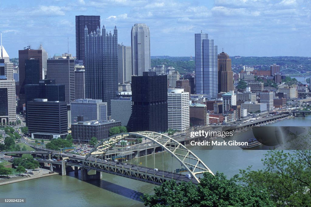Pittsburgh, PA skyline