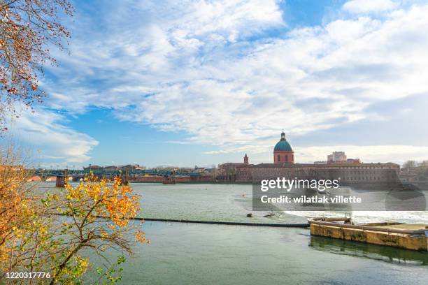 garonne river and dome de la grave in toulouse, france - toulouse aerial stock pictures, royalty-free photos & images