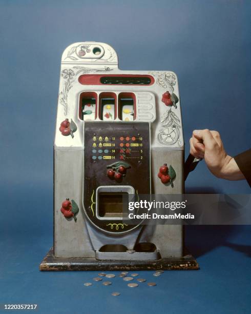 One Hand Machine 42 One Arm Bandit Lever Stock Photos, High-Res Pictures, and Images ...