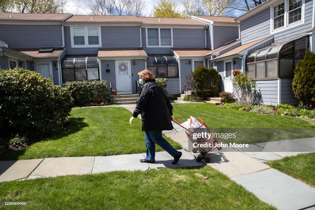 Volunteers Deliver Food To Seniors In Stamford, Connecticut