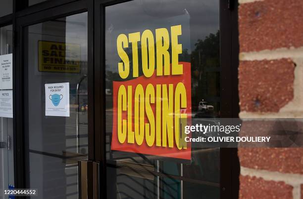 Store Closure Extension 507 Store Closed Permanently Stock Photos, High-Res Pictures, and ...