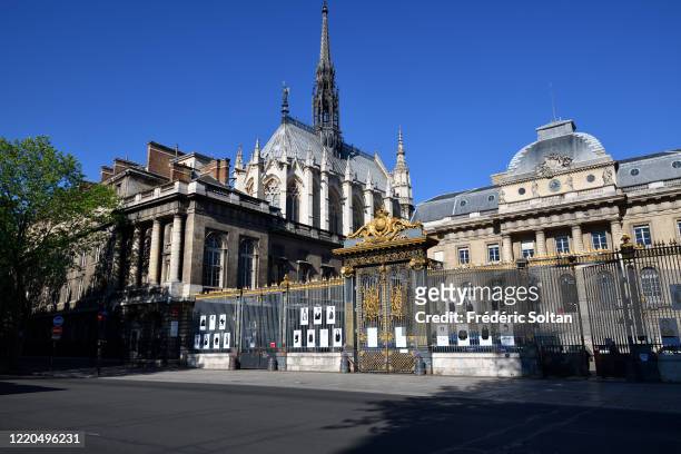 The courthouse on the "Ile de la cité" in Paris during the confinement of the French due to an outbreak of the coronavirus on April 22, 2020 in...
