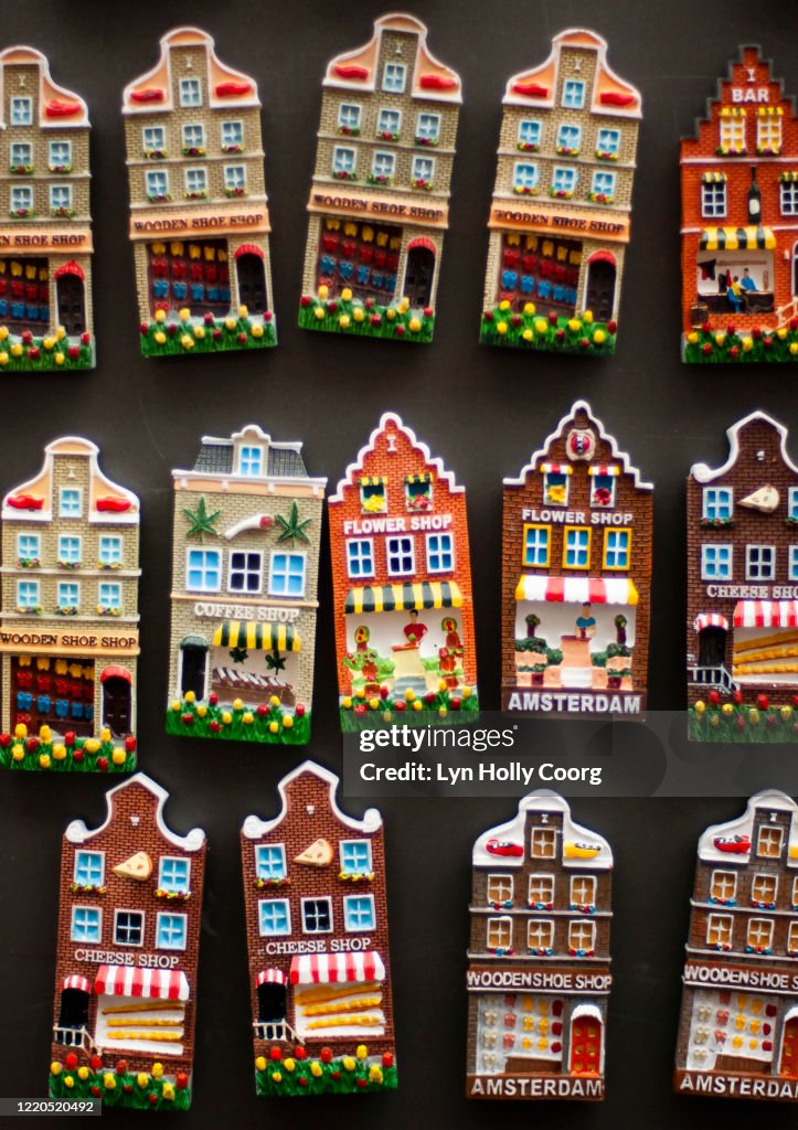 Dutch house fridge magnets