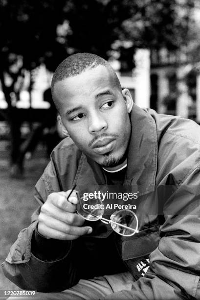 Rapper Warren G appears in a portrait taken on June 27, 1995 in Madison Square Park New York City.