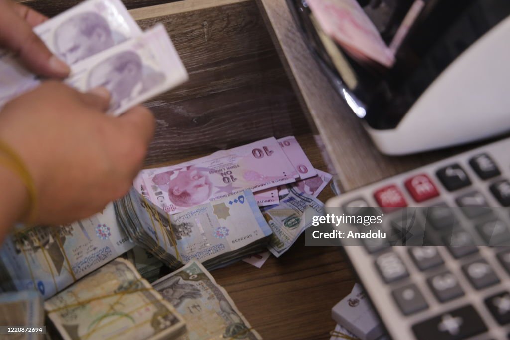 NW Syria makes Turkish lira currency of choice