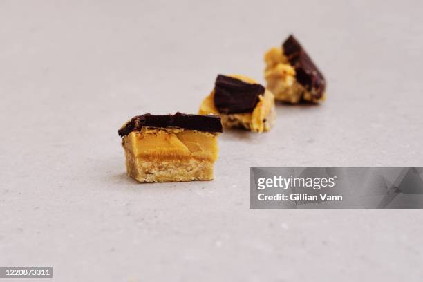 caramel slice - caramel stock pictures, royalty-free photos & images