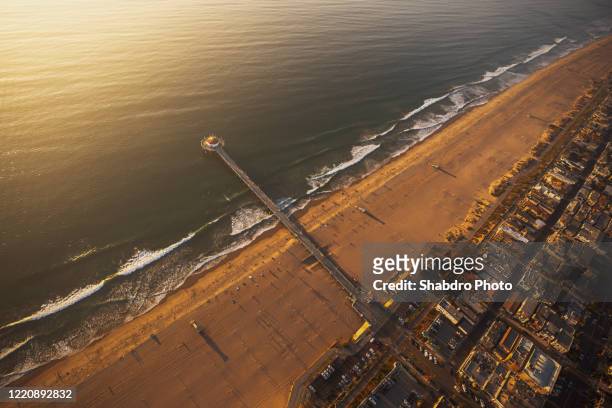 pier gold - manhattan beach stockfoto's en -beelden