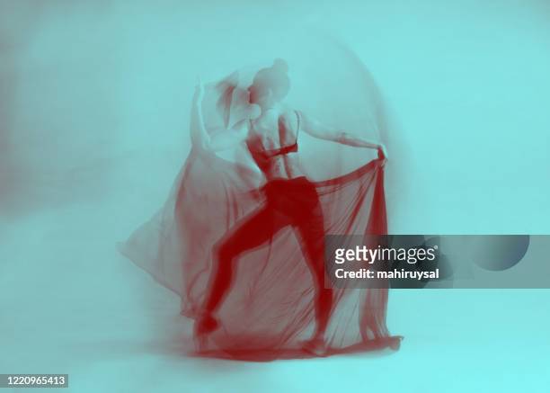 ballerina dancing - long exposure dance stock pictures, royalty-free photos & images