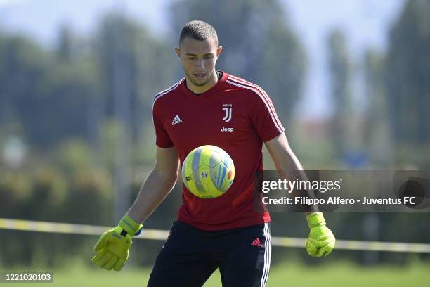 Oliver Loria 90 Leonardo Loria Stock Photos, High-Res Pictures, and Images - Getty ...