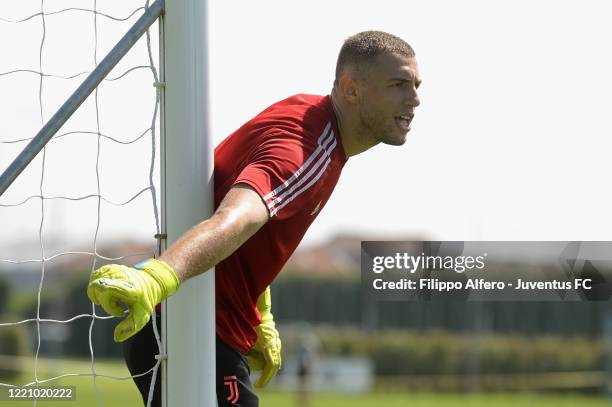 Oliver Loria 90 Leonardo Loria Stock Photos, High-Res Pictures, and Images - Getty ...