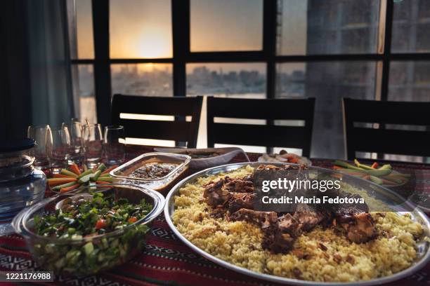 iftar served before sunset - ramadan dubai stock pictures, royalty-free photos & images