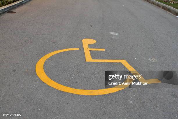 Road Disable Sign Disabled Crossing Sign Photos and Premium High Res Pictures - Getty Images