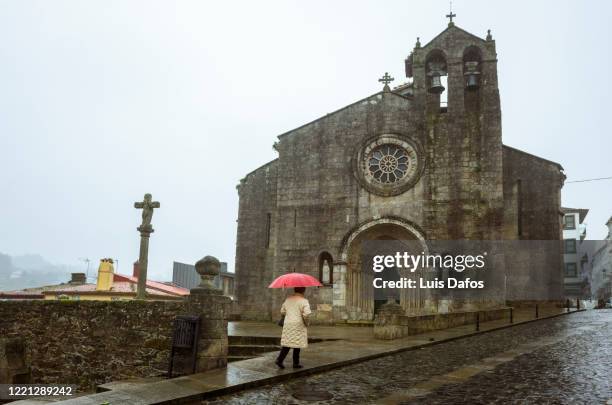 betanzos old town on a rainy day - iglesia de santiago stock pictures, royalty-free photos & images