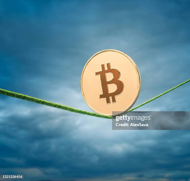 Bitcoin price tug-of-war: ETF outflows, 3 rate hike stance, MSTR buying ...