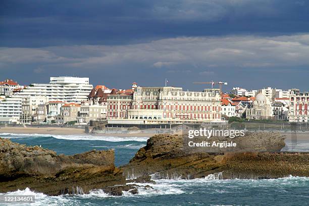 biarritz beach - biarritz stock-fotos und bilder