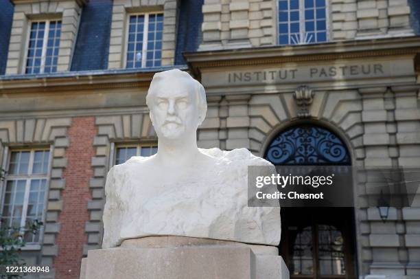 Plaster bust representing Louis Pasteur is seen at the entrance of the Pasteur Institute as the lockdown continues due to the coronavirus outbreak on...