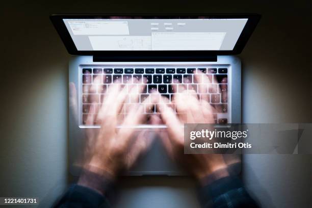 Fast Typing Pic Typing Fast Photos and Premium High Res Pictures - Getty Images