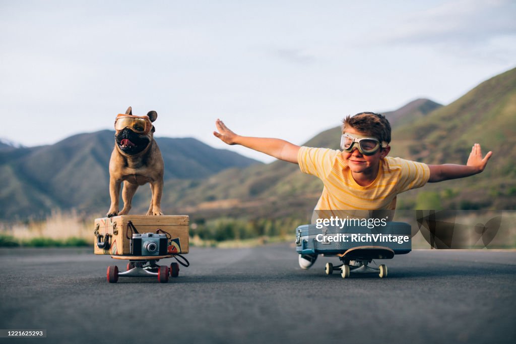 Reizende Jongen en zijn Hond