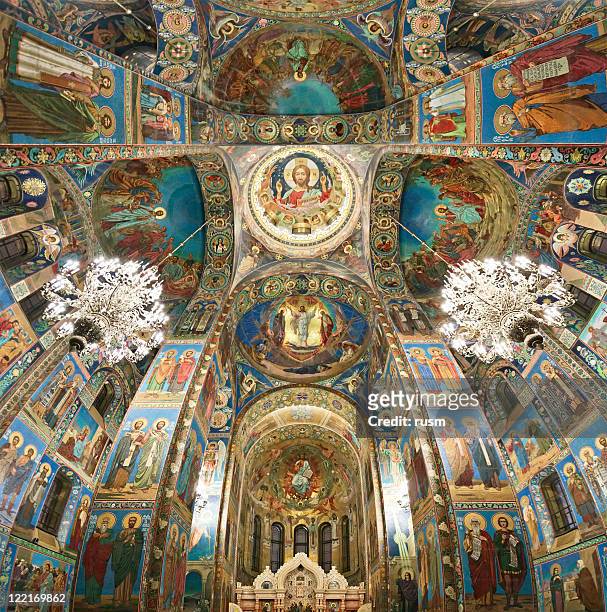 inside church on spilled blood, st. petersburg, russia - russian orthodox stockfoto's en -beelden