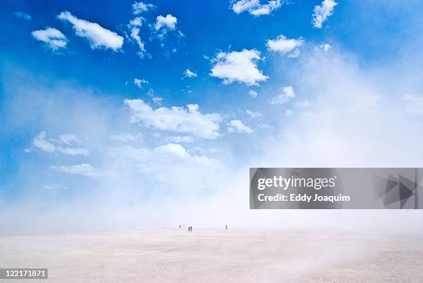 sandstorm - sandstorm stock pictures, royalty-free photos & images