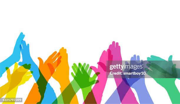 stockillustraties, clipart, cartoons en iconen met handen die klappen - cheering crowd