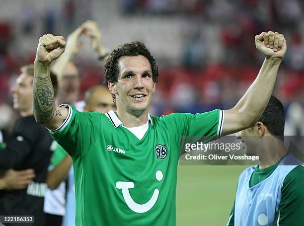 Emanuel Pogatetz waving to the Fans after the UEFA Europa League Play-Off second leg match between FC Sevilla and Hannover 96 at Estadio Ramon...