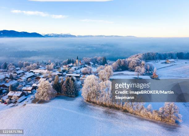 village hechenberg in the morning light, near dietramszell, alpine chain, alpine foreland, drone shot, upper bavaria, bavaria, germany - bayern winter stock-fotos und bilder