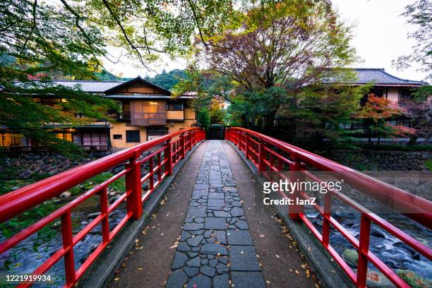 japanese old town scenery in autumn season - prefettura di shizuoka foto e immagini stock