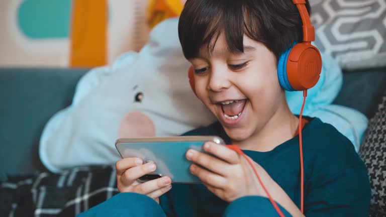 Playing Using Phone 18,445 Kids Playing On Phone Stock Videos, Footage, & 4K Video Clips ...
