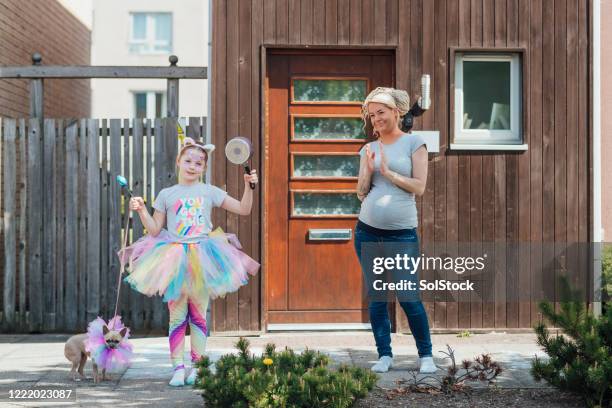 Animal Clapping 1,796 Animal Clapping Stock Photos, High-Res Pictures, and Images ...