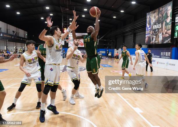 Kentrell Barkley of Taiwan beer attempt to made a layup shot during the SBL Finals Game Six between Taiwan Beer and Yulon Luxgen Dinos at Hao Yu...