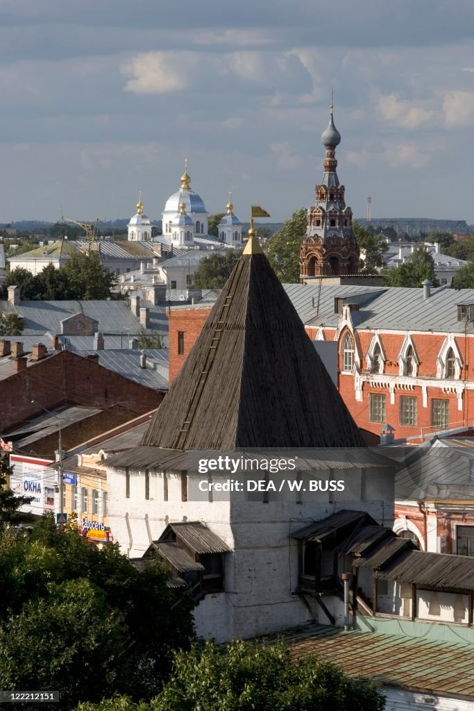 Russia, Yaroslavl, townscape with churches and rooftops