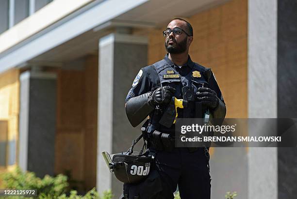 Police Perimeter Example 7,394 Police Perimeter Stock Photos, High-Res Pictures, and Images ...