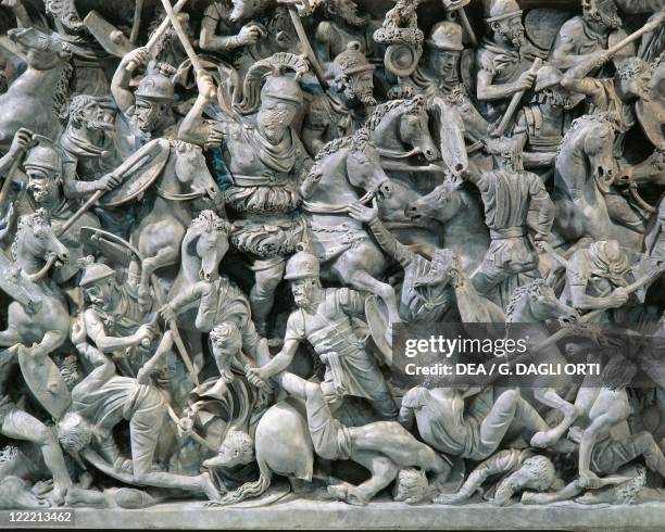 Roman civilization, 2nd century A.D. Marble sarcophagus with relief depicting a scene of a battle between Romans and Germans, 180-190 A.D. From Rome,...