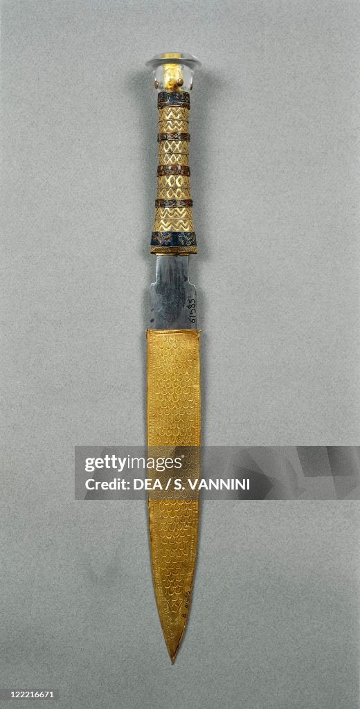 Dagger of the king containing semi-precious stones, from Treasure of Tutankhamen
